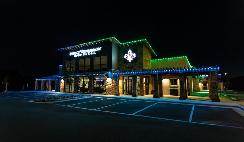 permanent roofline lighting near me Kings Mill OH